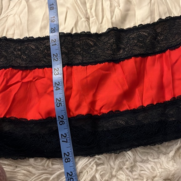 GUCCI Lace-paneled silk-twill skirt - Picture 6 of 12